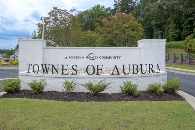 114 AUBURN VALLEY Way, Auburn, GA 30011