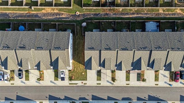 114 AUBURN VALLEY Way, Auburn, GA 30011