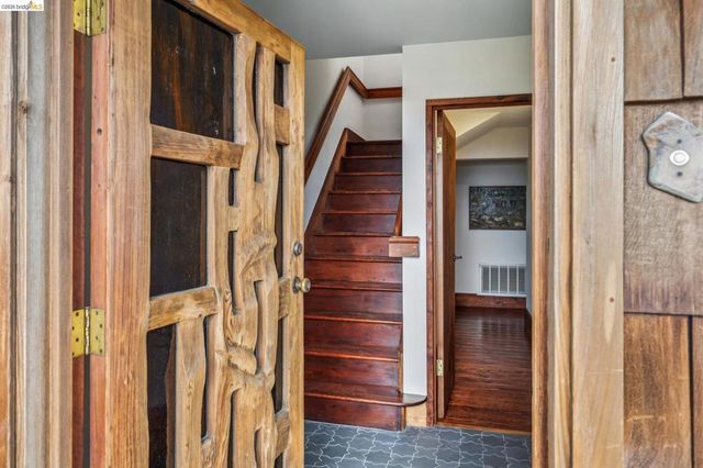 249 Trinity Ave, Kensington, CA 94708