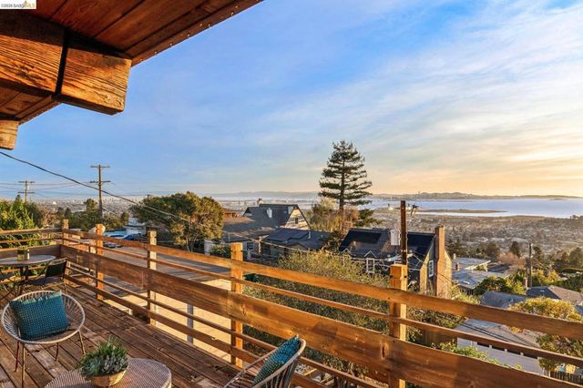 249 Trinity Ave, Kensington, CA 94708