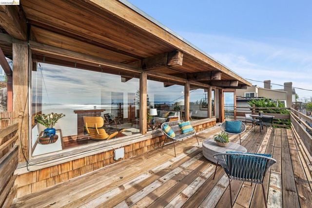 249 Trinity Ave, Kensington, CA 94708