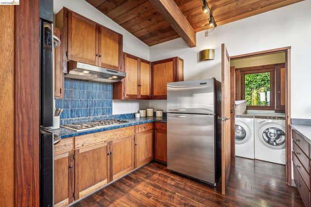 249 Trinity Ave, Kensington, CA 94708