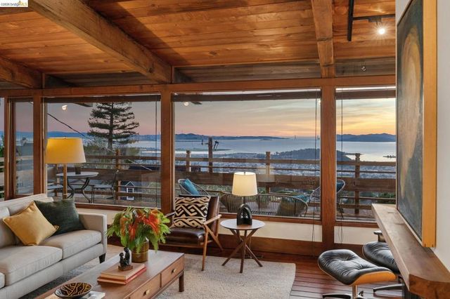 249 Trinity Ave, Kensington, CA 94708