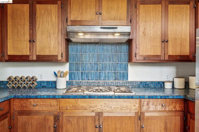 249 Trinity Ave, Kensington, CA 94708