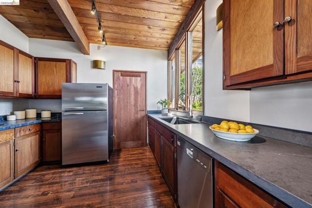 249 Trinity Ave, Kensington, CA 94708