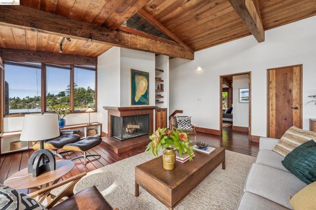 249 Trinity Ave, Kensington, CA 94708