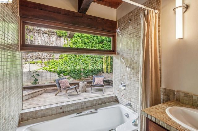 249 Trinity Ave, Kensington, CA 94708