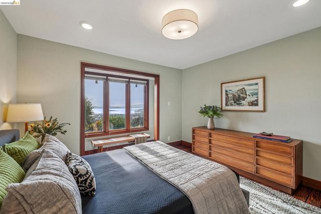 249 Trinity Ave, Kensington, CA 94708