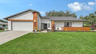5744 AUGUSTA CIRCLE, Sarasota, FL 34238