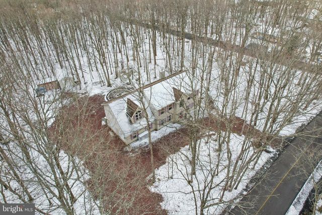 244 TENAWA RD, Albrightsville, PA 18210