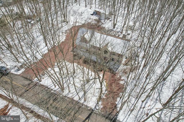 244 TENAWA RD, Albrightsville, PA 18210