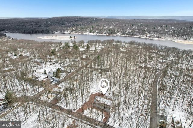 244 TENAWA RD, Albrightsville, PA 18210