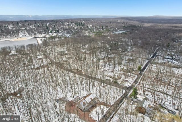 244 TENAWA RD, Albrightsville, PA 18210