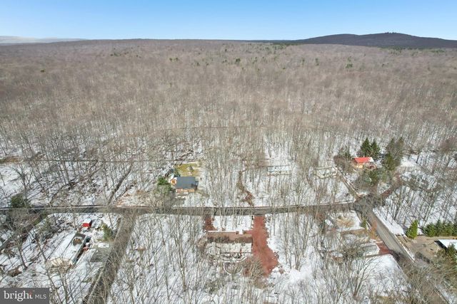 244 TENAWA RD, Albrightsville, PA 18210