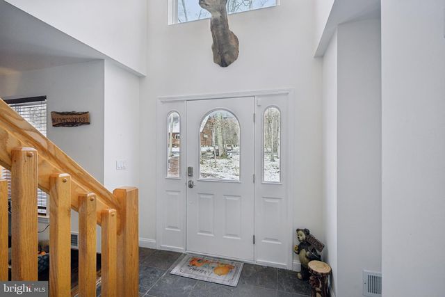 244 TENAWA RD, Albrightsville, PA 18210