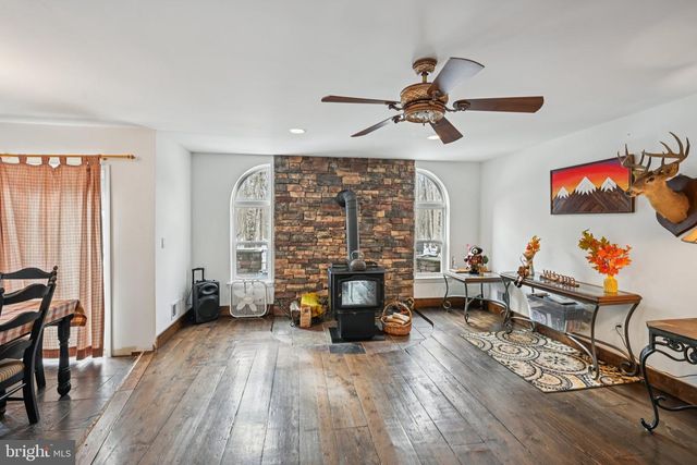 244 TENAWA RD, Albrightsville, PA 18210