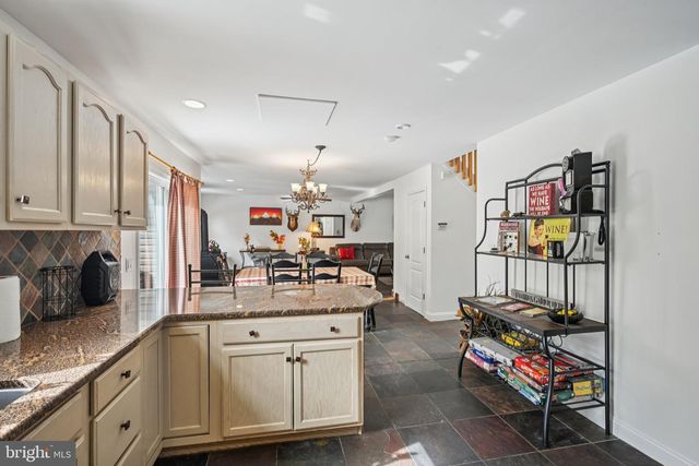 244 TENAWA RD, Albrightsville, PA 18210