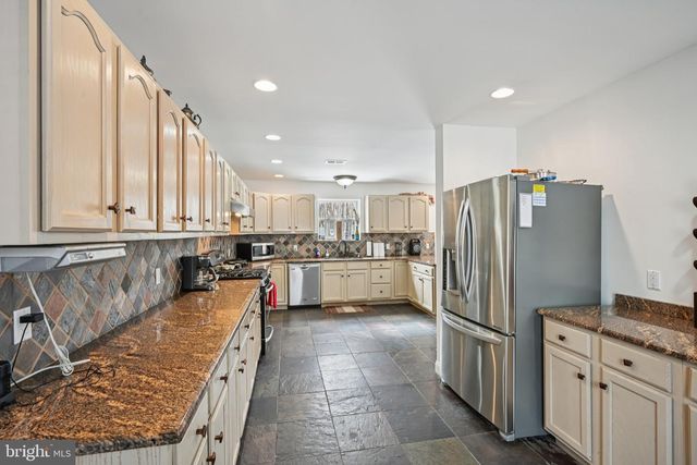 244 TENAWA RD, Albrightsville, PA 18210