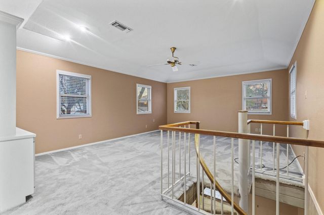 202 S Santa Fe Street, Wolfe City, TX 75496