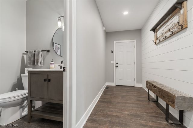 9067 NW Bletchley Avenue NW, North Canton, OH 44720