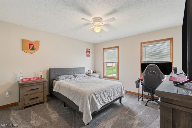 9067 NW Bletchley Avenue NW, North Canton, OH 44720