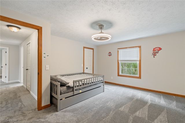 9067 NW Bletchley Avenue NW, North Canton, OH 44720