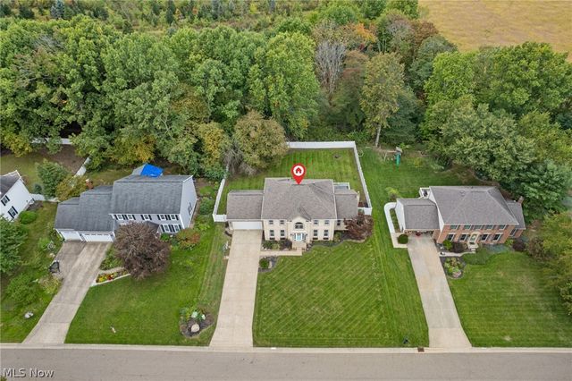 9067 NW Bletchley Avenue NW, North Canton, OH 44720