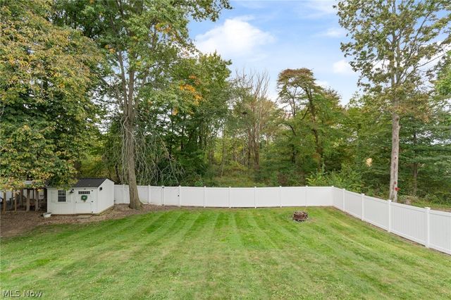 9067 NW Bletchley Avenue NW, North Canton, OH 44720