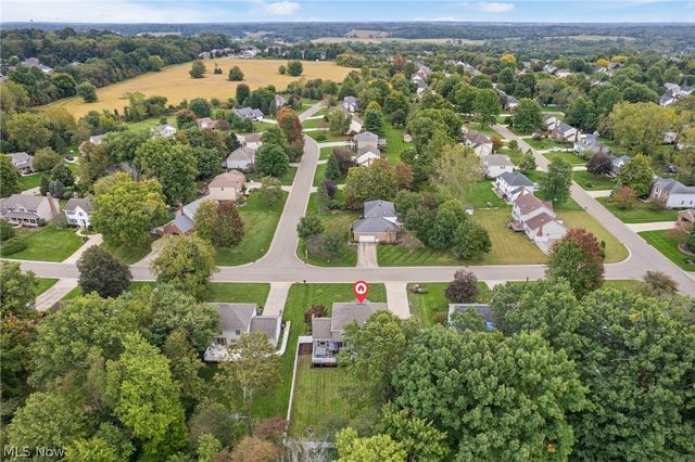 9067 NW Bletchley Avenue NW, North Canton, OH 44720
