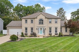 9067 NW Bletchley Avenue NW, North Canton, OH 44720