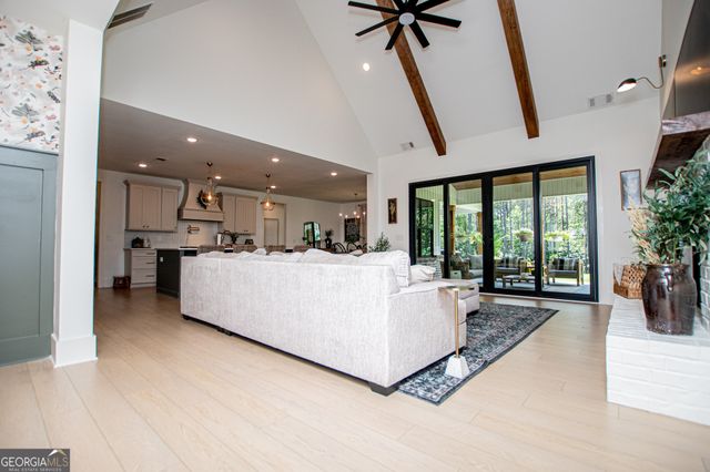 1800 Hutcheson Ferry Road, Whitesburg, GA 30185
