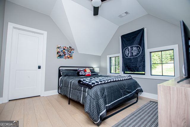 1800 Hutcheson Ferry Road, Whitesburg, GA 30185