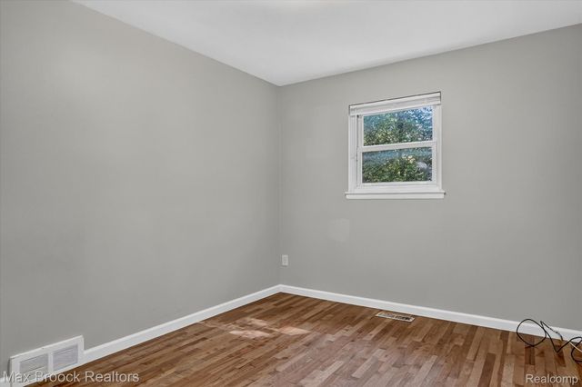 42459 Postiff Avenue, Plymouth Charter Township, MI 48170