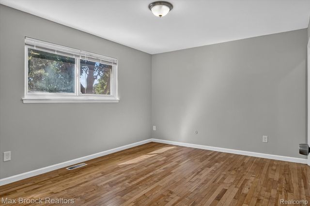 42459 Postiff Avenue, Plymouth Charter Township, MI 48170