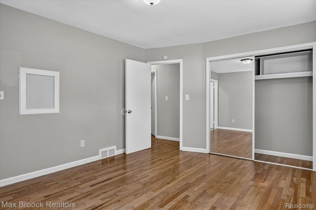 42459 Postiff Avenue, Plymouth Charter Township, MI 48170
