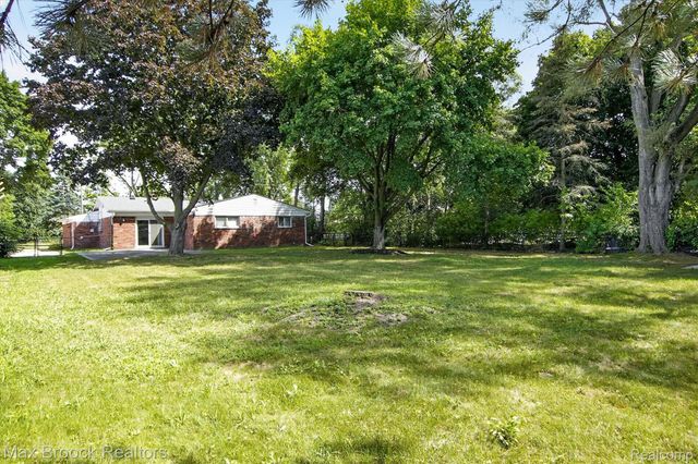 42459 Postiff Avenue, Plymouth Charter Township, MI 48170