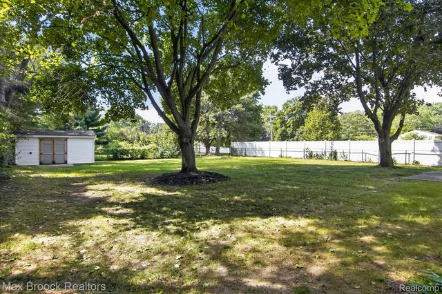 42459 Postiff Avenue, Plymouth Charter Township, MI 48170