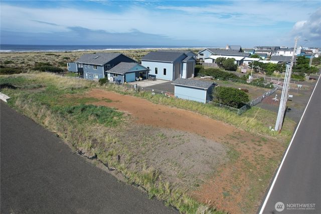 1161 Ocean shores Boulevard SW, Ocean Shores, WA 98569