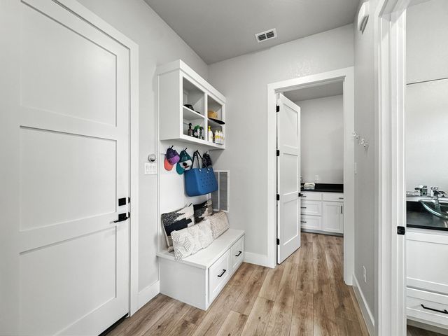 3007 Shoreside Point, Graford, TX 76449