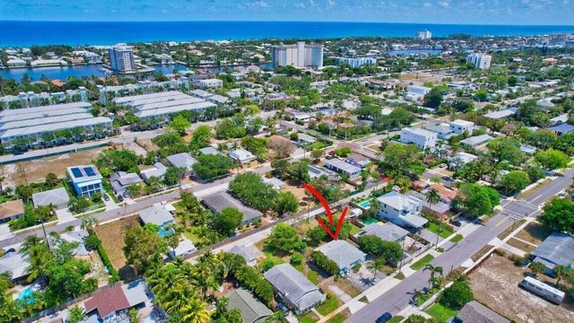 327 SE 3rd Avenue, Delray Beach, FL 33483