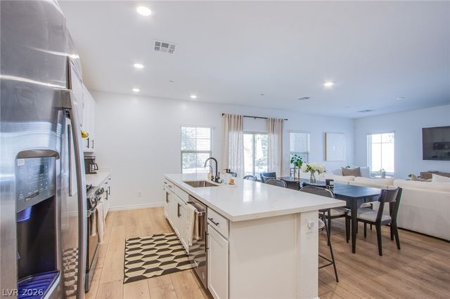 600 North Carriage Hill Drive 1152, Las Vegas, NV 89138