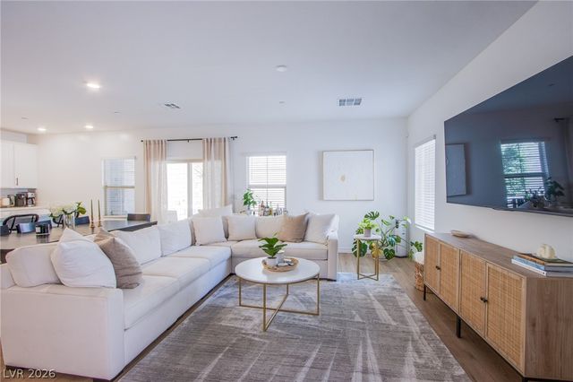 600 North Carriage Hill Drive 1152, Las Vegas, NV 89138