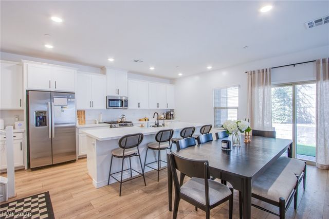 600 North Carriage Hill Drive 1152, Las Vegas, NV 89138