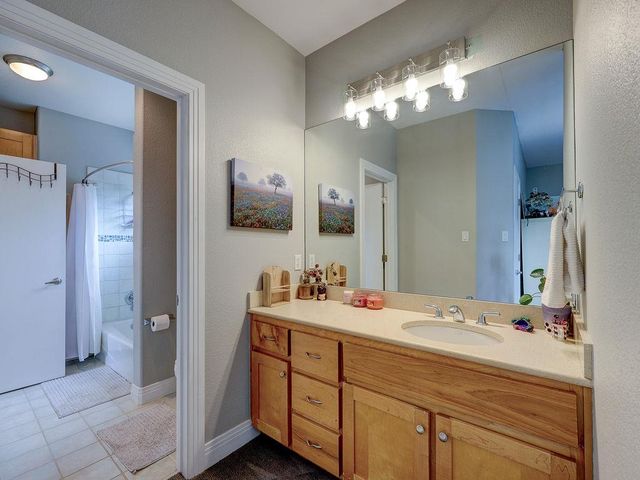 5910 Travis Woods CV, Austin, TX 78734