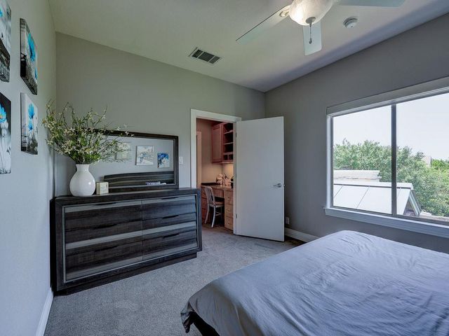 5910 Travis Woods CV, Austin, TX 78734