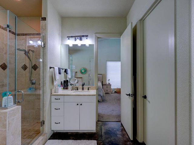 5910 Travis Woods CV, Austin, TX 78734