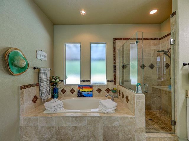 5910 Travis Woods CV, Austin, TX 78734