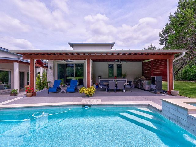 5910 Travis Woods CV, Austin, TX 78734