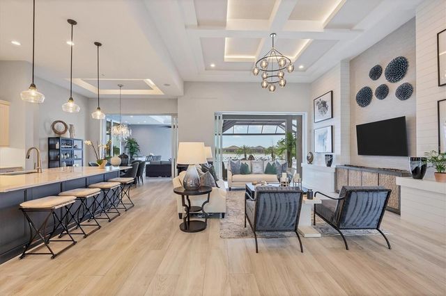 8477 PAVIA WAY, Lakewood Ranch, FL 34202