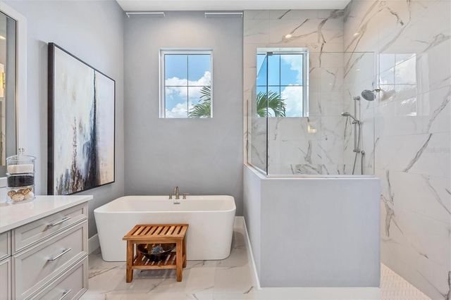 8477 PAVIA WAY, Lakewood Ranch, FL 34202